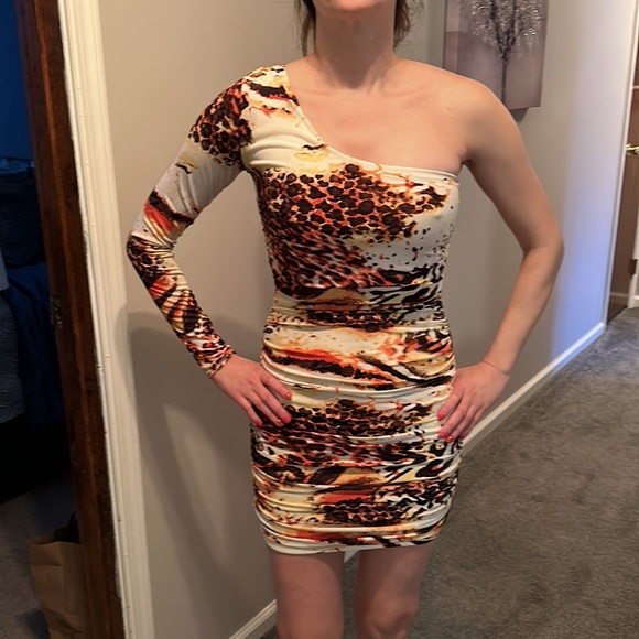 Short leopard one shoulder mini - Picture 3 of 4